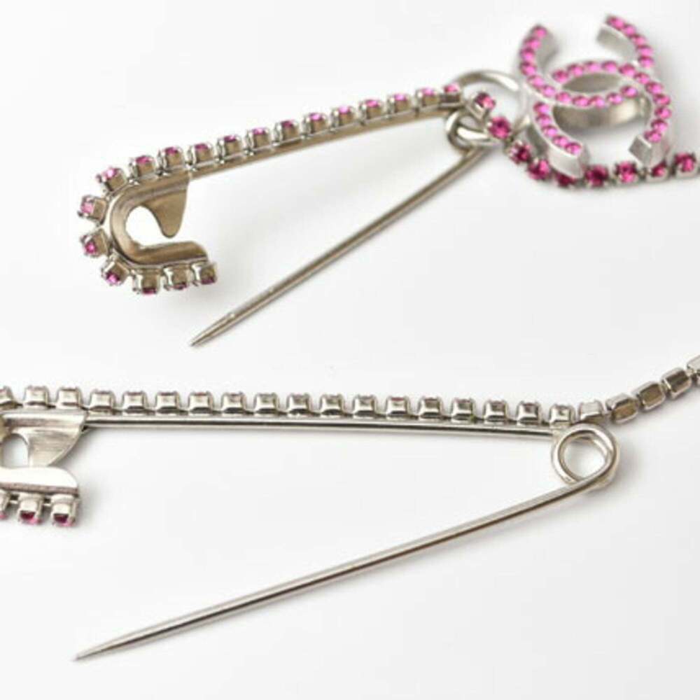 CHANEL Authentic Silver Brooch - Picture 4 of 4